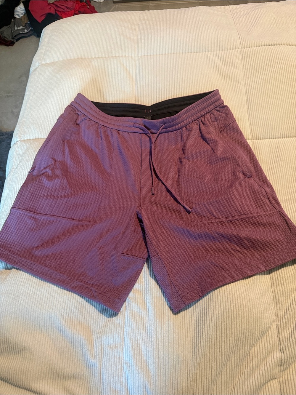 lululemon athletica Men's Purple Athletic Drawstring Shorts